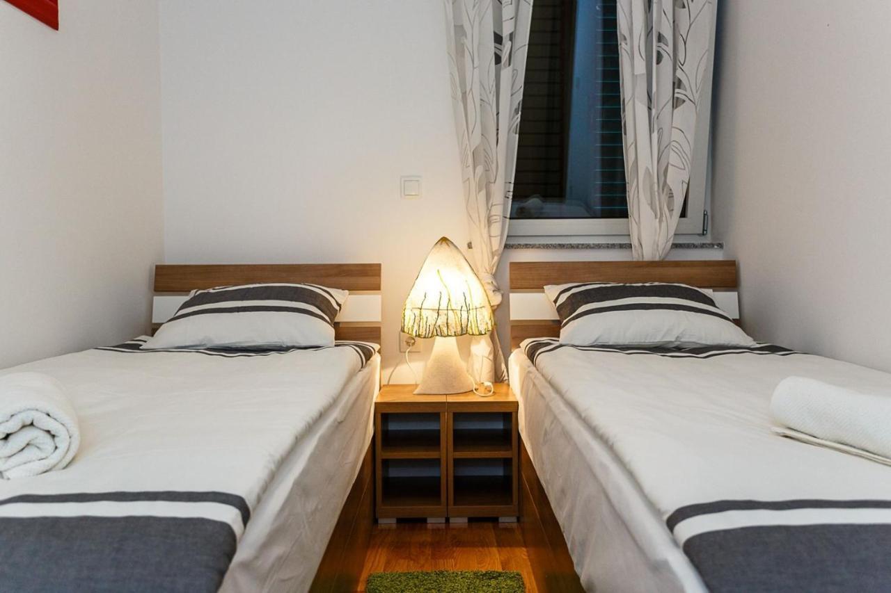 Apartment Adria 3 مالينسكا المظهر الخارجي الصورة